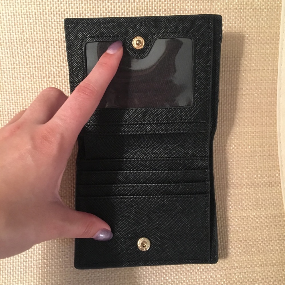 Black Wallet - Picture 4 of 5